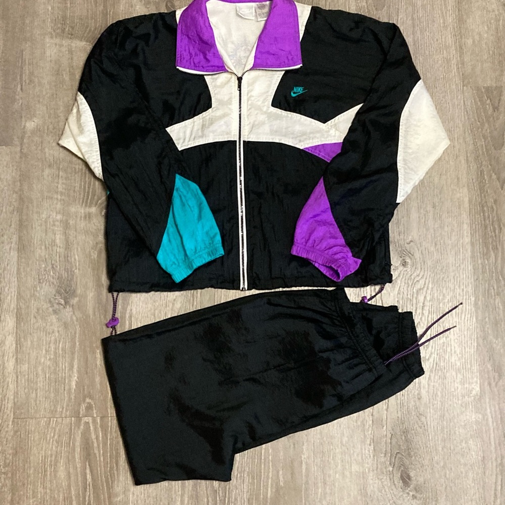 Vintage 90’s NIKE Tracksuit Women